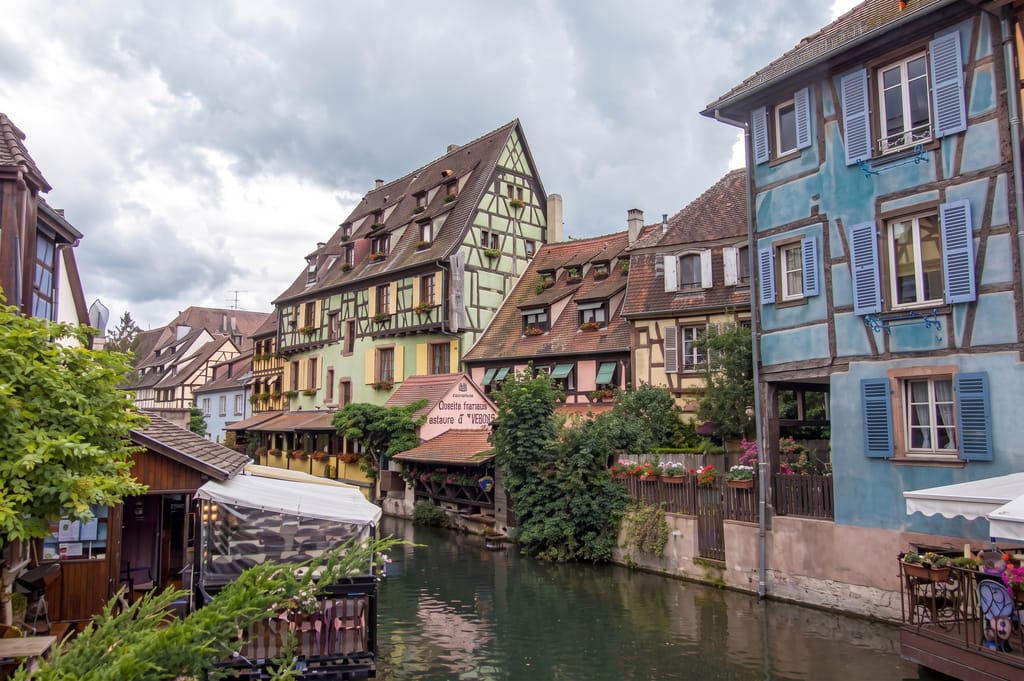 Fachwerkstadt am Kanal im Elsass